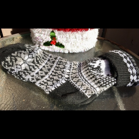 Super Soft Winter Socks - Picture 9 of 14